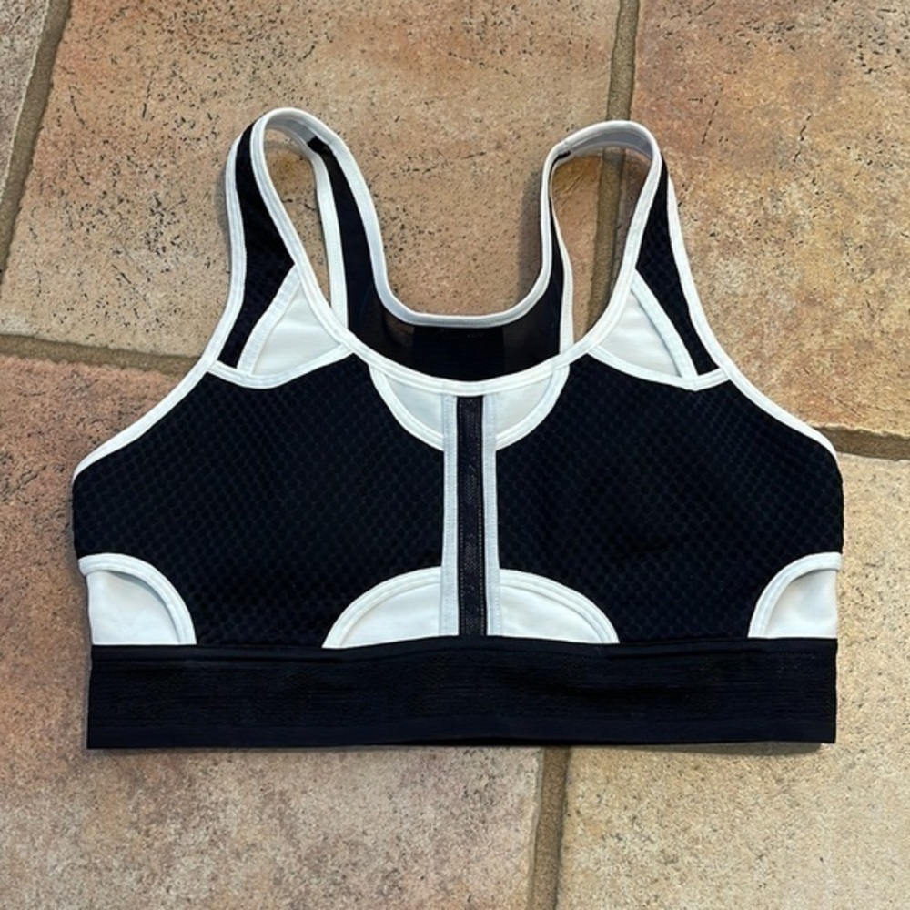 Nike support sports bra